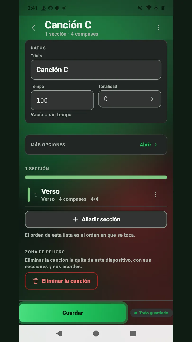 Editor de canción con título, tempo, tonalidad y la lista de secciones.